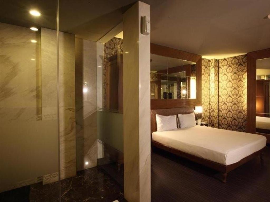 108 Hotel By Him Yakarta Exterior foto