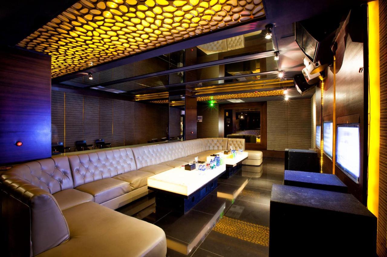 108 Hotel By Him Yakarta Exterior foto