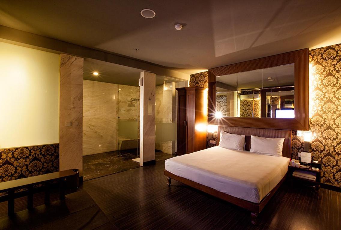 108 Hotel By Him Yakarta Exterior foto